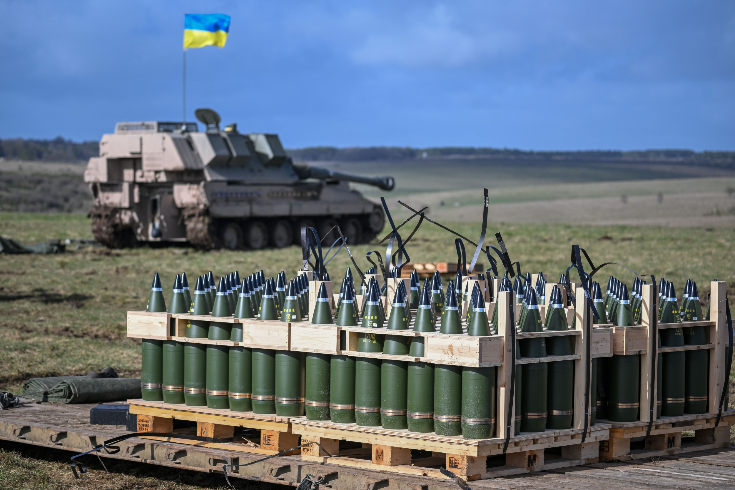 "TikTok Cat Videos" Jeopardize Ukraine's Ammunition Supply