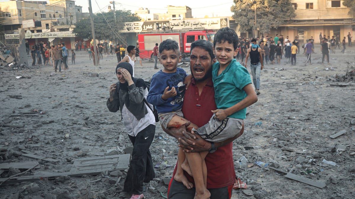 Israeli Forces Engage in Intense Battle for Control of Gaza City