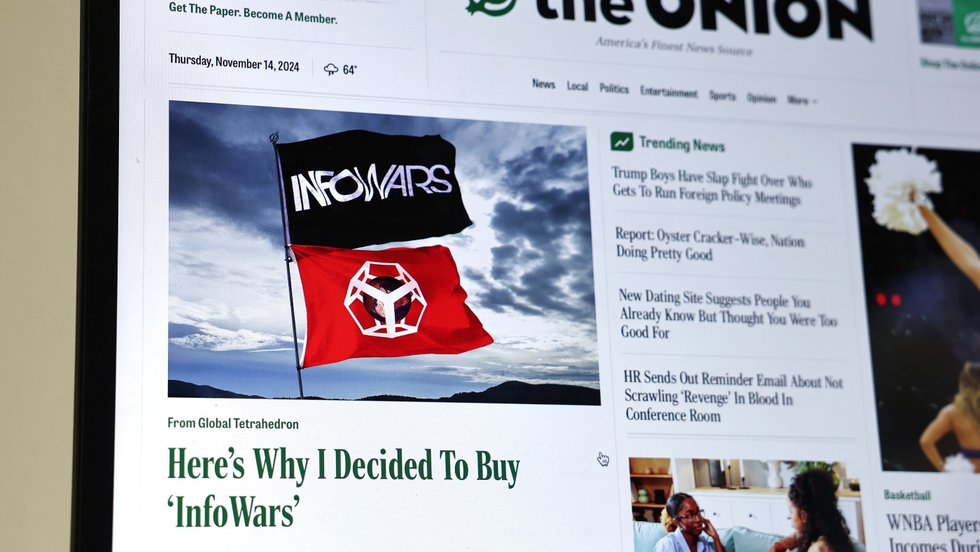 Featured image for Judge to Decide Fate of Infowars Sale to The Onion in December Hearing