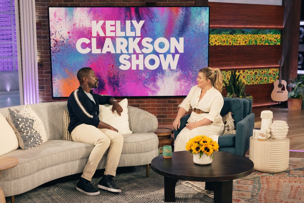 Featured image for "The Kelly Clarkson Show" Returns for Season 5 with Exciting Guests and a New York City Setting