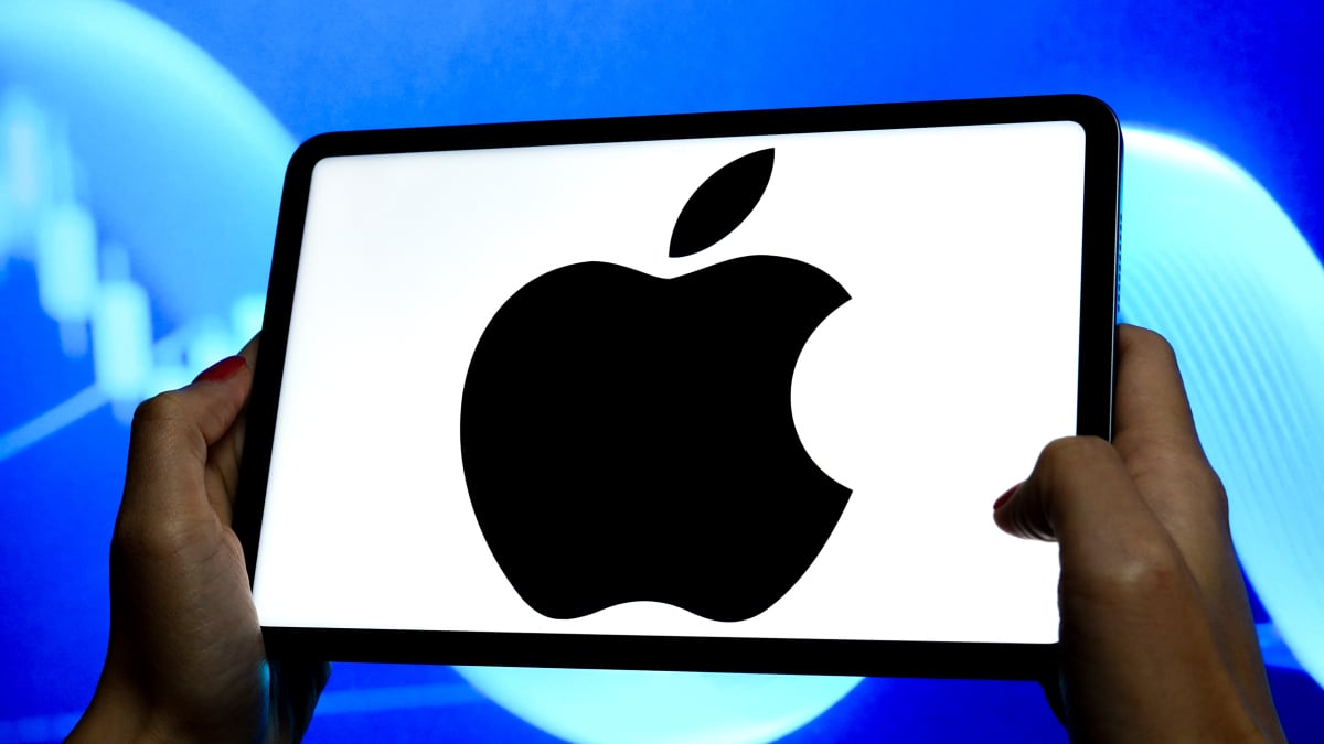 Featured image for iPadOS 26.1 Revives Classic Features and Introduces New Enhancements