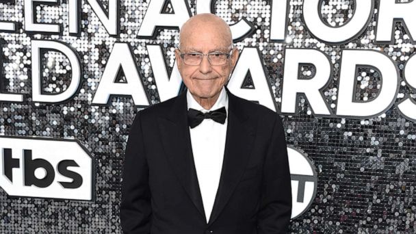 Featured image for Beloved Oscar-winning actor Alan Arkin passes away at 89