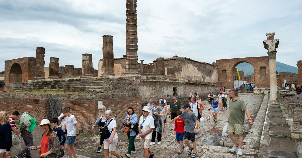 Featured image for Pompeii's Post-Eruption Revival: New Evidence of Reoccupation