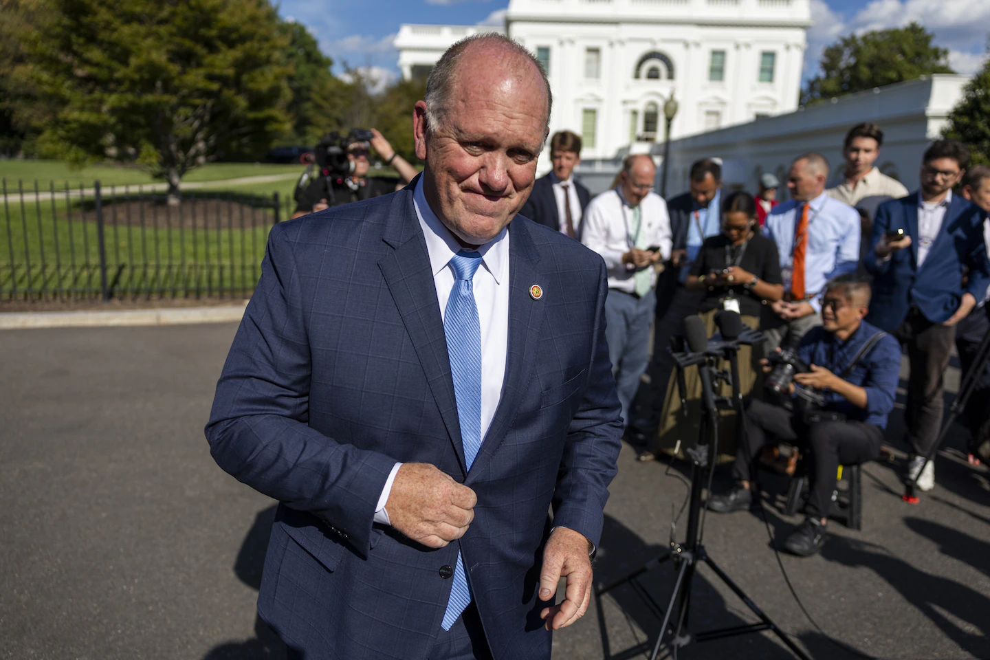 Featured image for Trump's Border Enforcement Targets Sanctuary Cities and Chicago