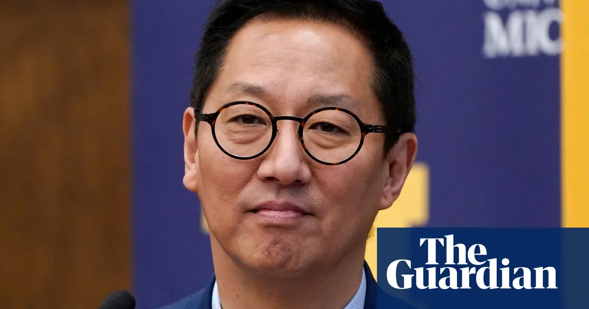 Featured image for Florida Board Blocks Santa Ono's UF Presidency Amid Controversy