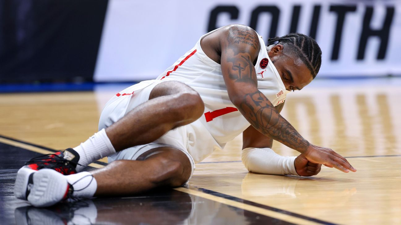 Featured image for Houston's Jamal Shead Injured in Loss to Duke