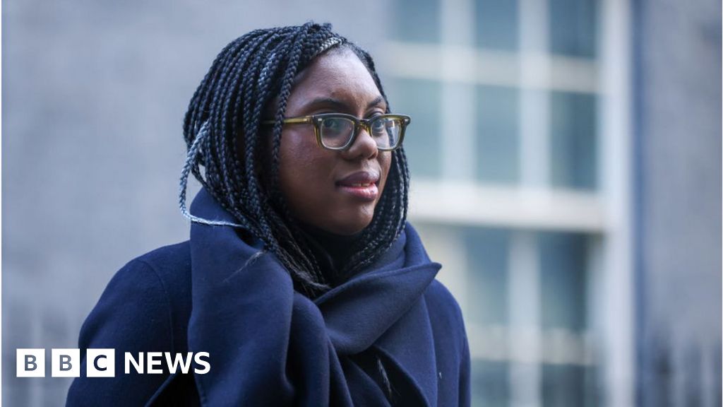 Featured image for "Fujitsu Faces Urgent Talks and Compensation Demands Over Horizon Scandal"