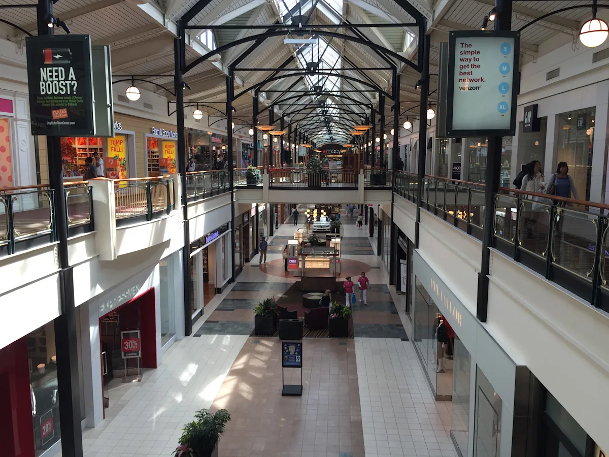 YouTuber shot during prank video at Virginia mall