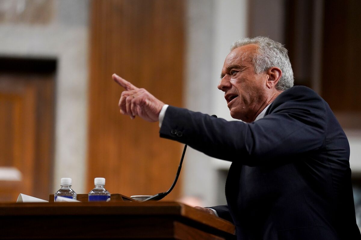 Federal Health Workers Criticize RFK Jr. Over Misinformation and Safety Concerns