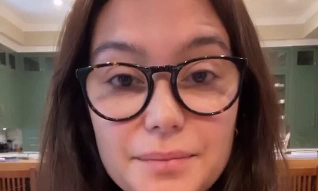 Featured image for Emma Heming Willis shares emotional message on Bruce Willis's birthday amidst health struggles.