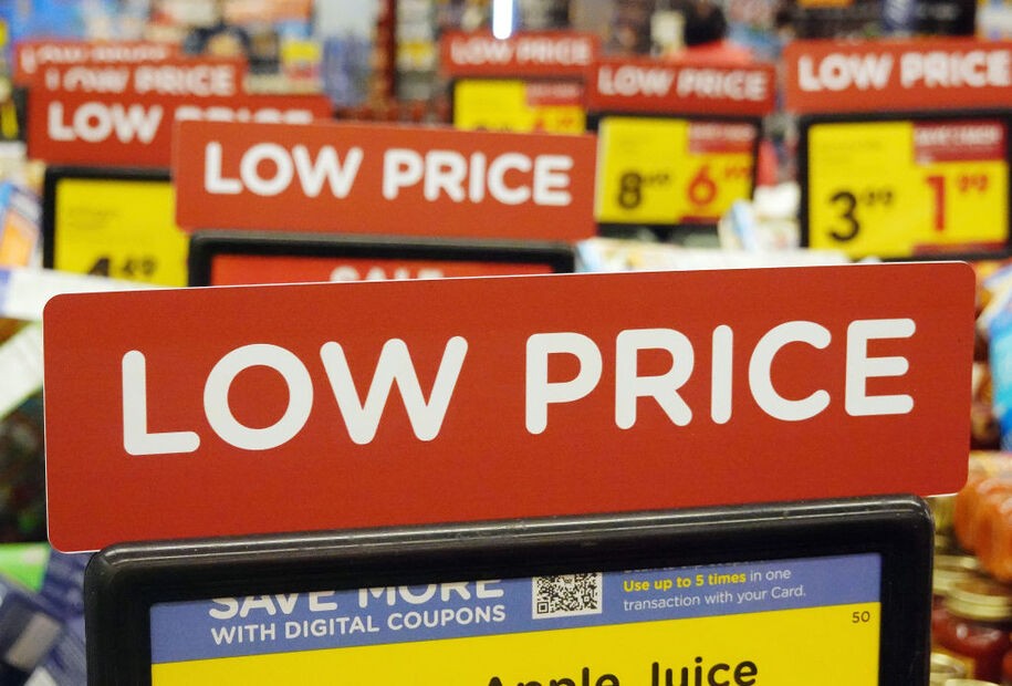 Americans Remain Skeptical of Inflation's Resolution as Prices Persist