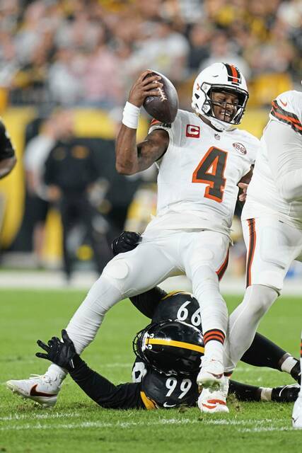 "Ogunjobi's Stellar Performance Fills Void Left by Heyward in Steelers' Victory"