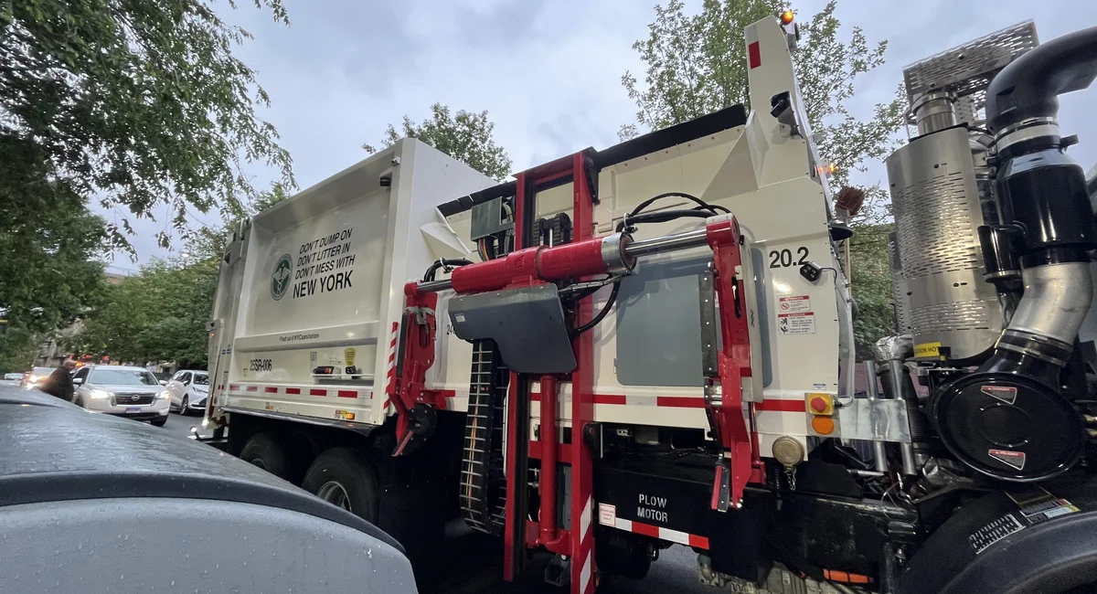 Featured image for Harlem Achieves Full Trash Containerization to Combat Rats