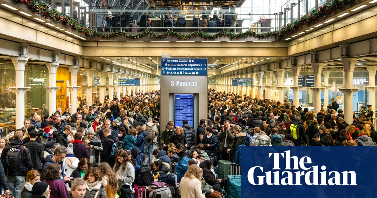 Featured image for "Eurostar Overcomes Chaos: Services Resume Amid UK Weather Havoc and Flood Disruptions"