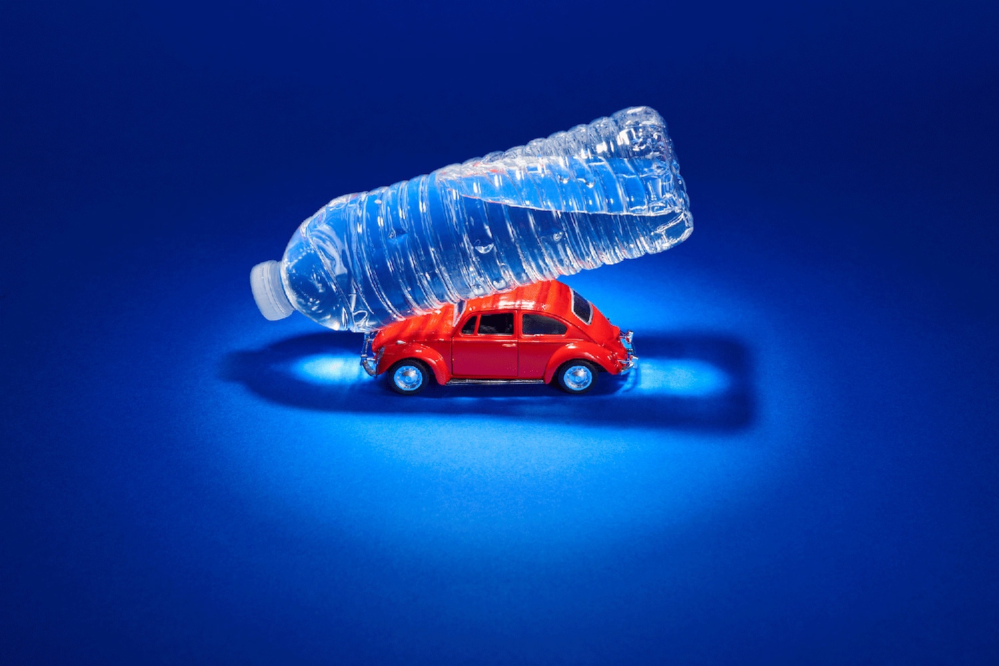 Featured image for Risks of Drinking from Hot Car-Left Plastic Water Bottles