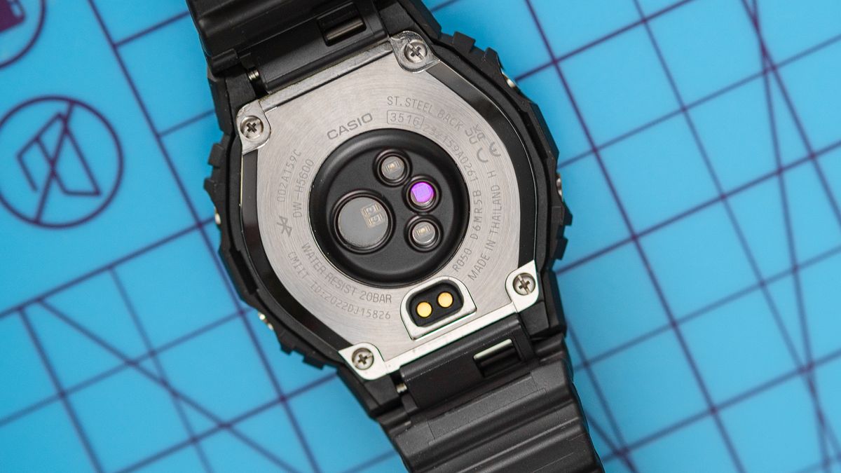 Featured image for "5 Smartwatches Challenging Apple's Dominance with Blood Oxygen Monitoring and Legal Battles"