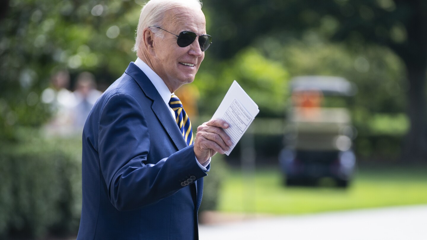 "Biden's Economic Focus Takes Him to Battleground Wisconsin Ahead of GOP Debate"