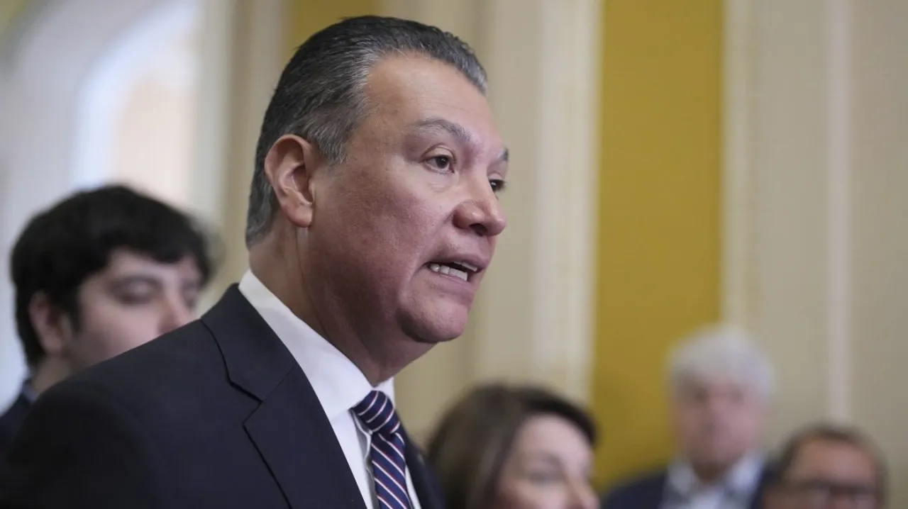 Featured image for Political Tensions Rise Over Firing of BLS Chief Amid Economic Data Disputes