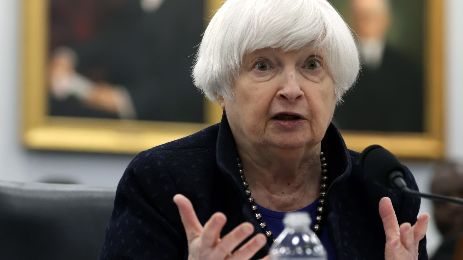 Yellen Raises Alarm Over China's Clean Energy Export Surge