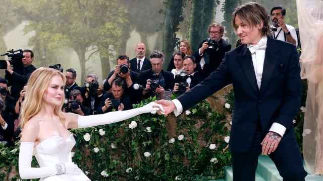 Featured image for Nicole Kidman and Keith Urban's 19-Year Marriage Ends Amid Surprising Split
