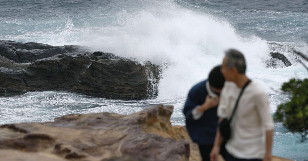 Typhoon Lan Strikes Japan, Forcing Thousands to Seek Safety