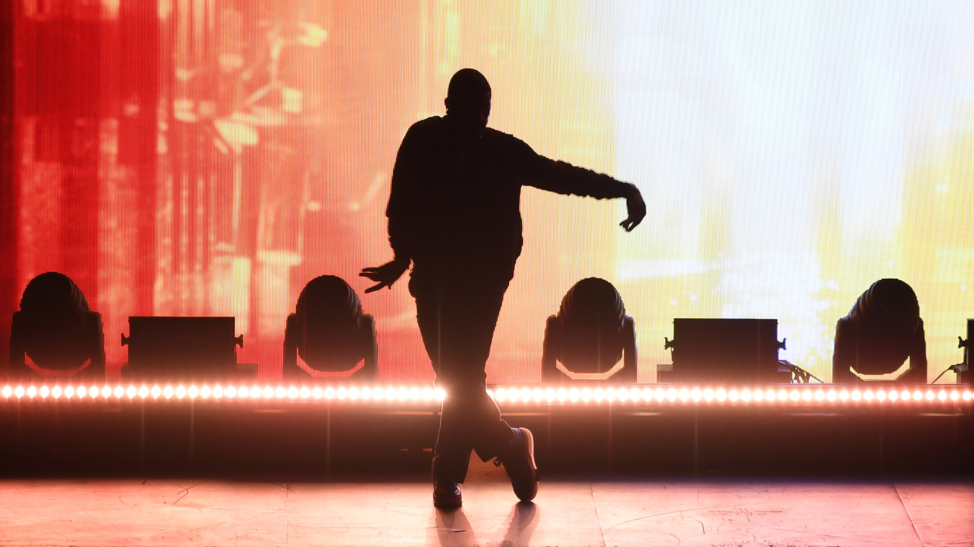 "Usher's Unforgettable Journey: From Hits to Halftime Show"