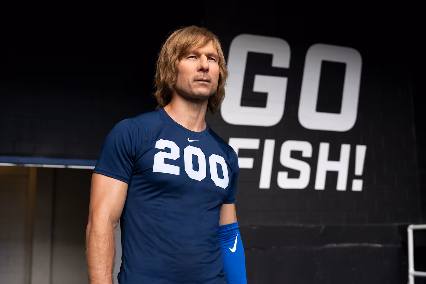 Featured image for Glen Powell's 'Chad Powers' Comedy: A Hilarious and Heartwarming Hit