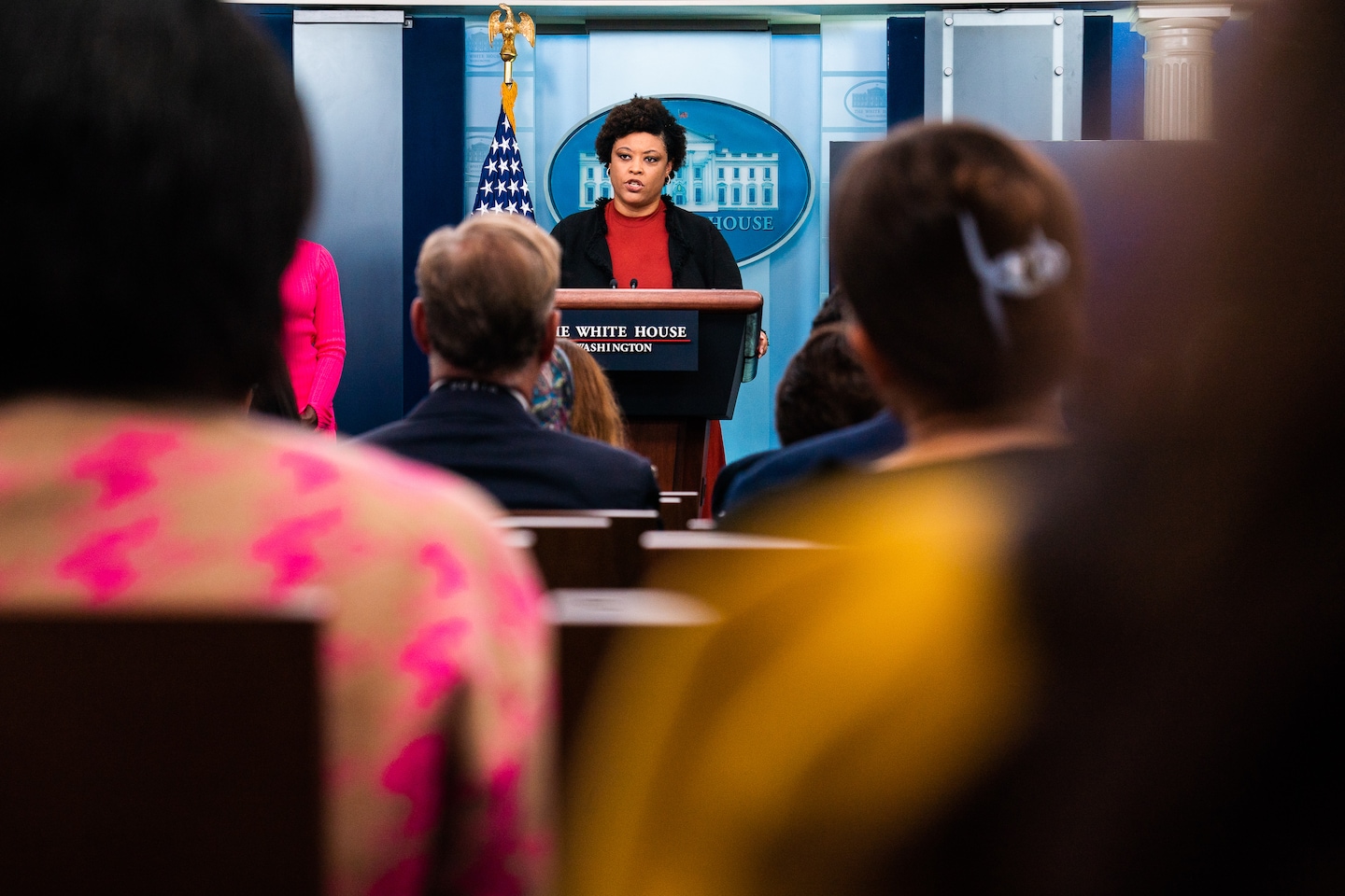 Urgent White House Warning: US Funding for Ukraine at Risk
