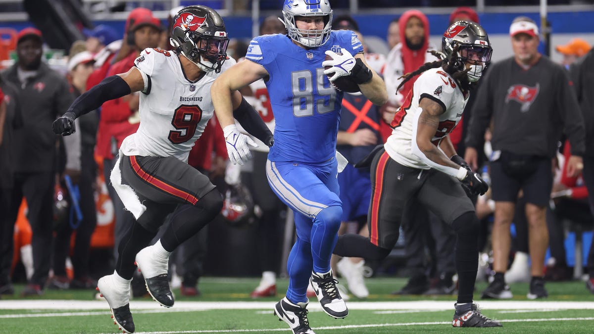 "Key Players Out: Detroit Lions' Injury Woes Ahead of NFC Championship Game"