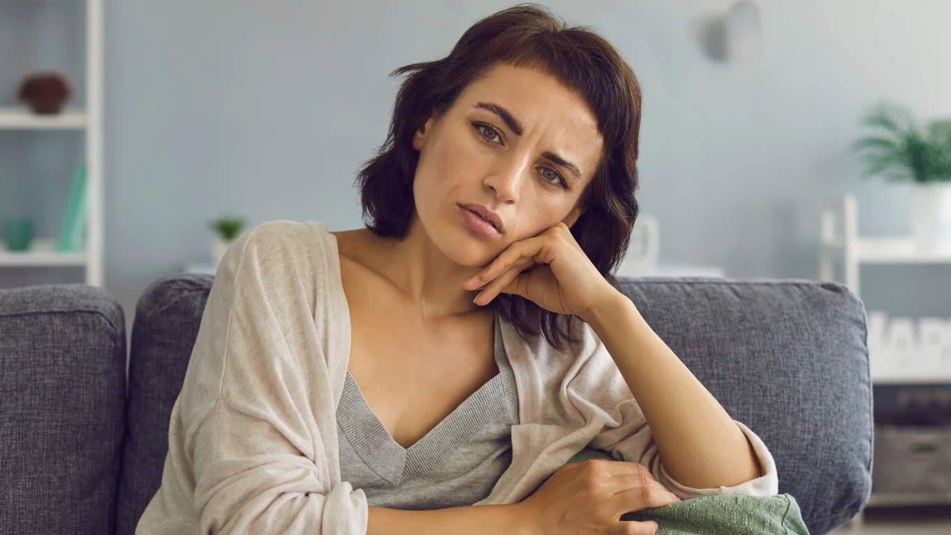 Featured image for 11 Home Details That Signal Emotional Struggles