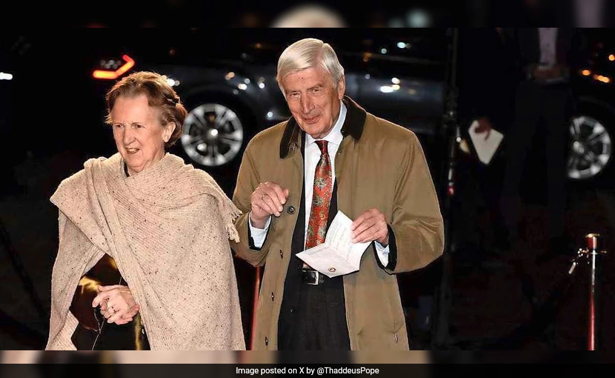 Featured image for "Duo Euthanasia: Former Dutch PM and Wife Die Hand in Hand"