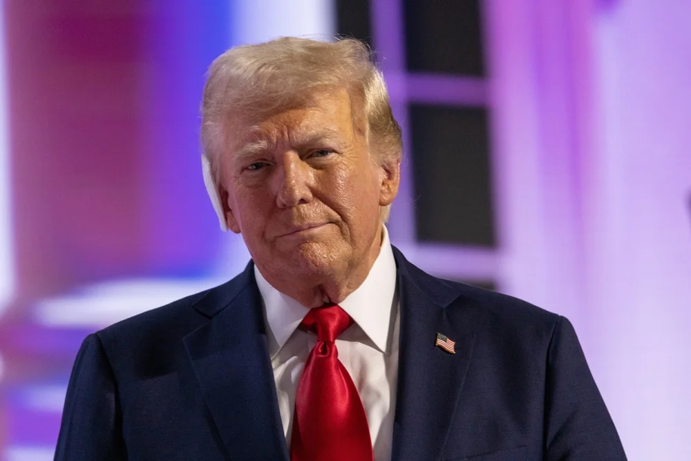 Featured image for Trump Demands Powell Resign Over Fed Policies and Alleged Lies