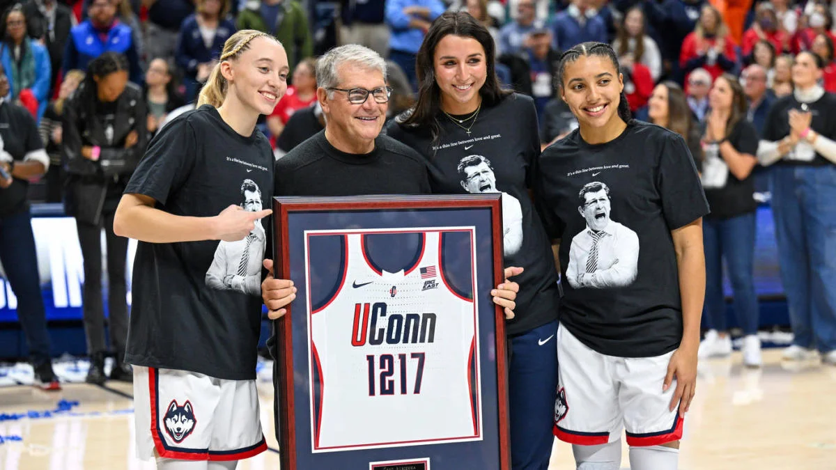 Featured image for Geno Auriemma Sets NCAA Record as Winningest Coach in 40th Year at UConn