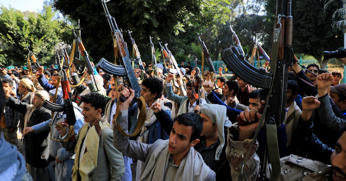"Yemen's Diplomat Criticizes US and EU for Ignoring Houthi Warnings on Iran Nuclear Deal"