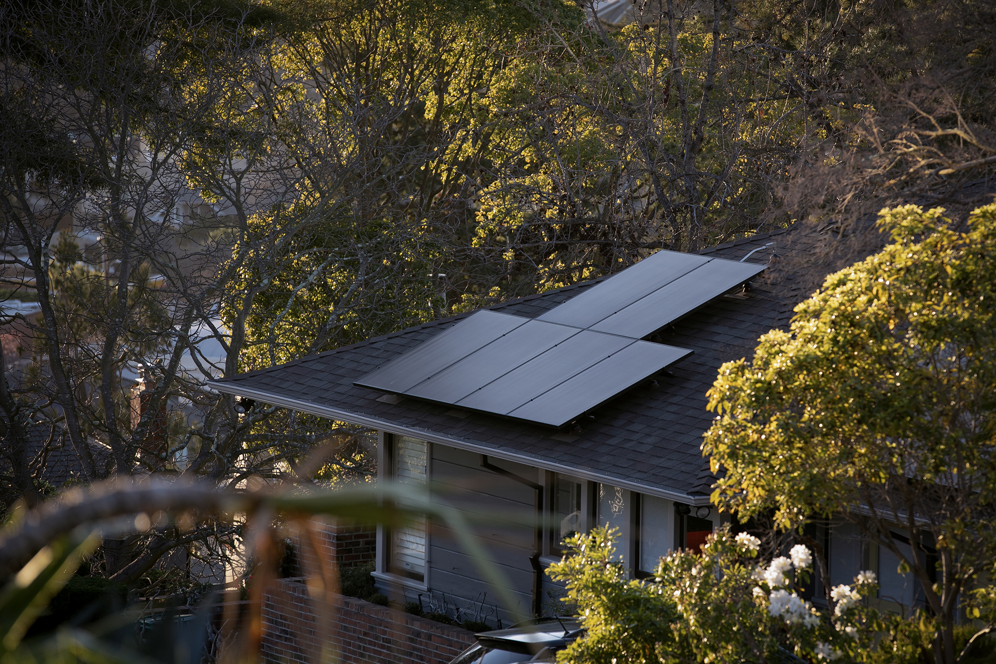 Featured image for California Supreme Court Ruling Creates Uncertainty for Rooftop Solar Policies