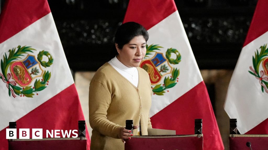 Featured image for Peru Cuts Diplomatic Ties with Mexico Over Ex-PM's Asylum