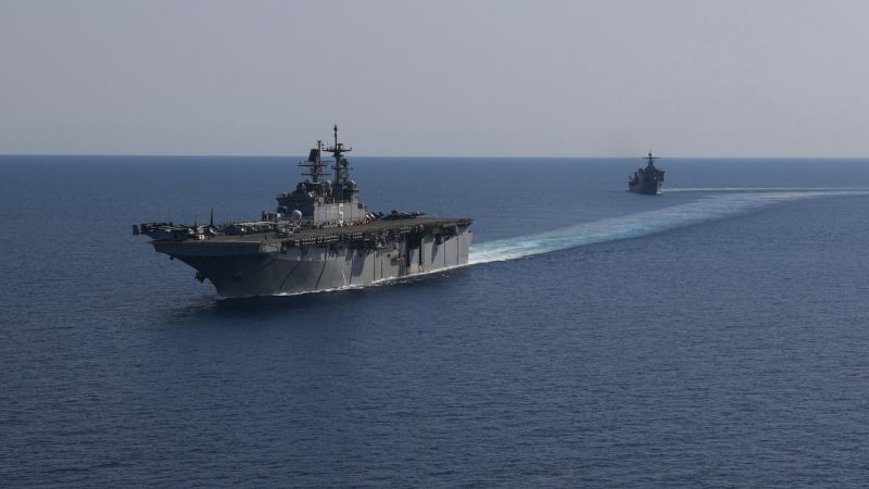 "US Marine Rapid Response Force En Route to Israel Amidst Pentagon's Strengthened Military Posture in the Region"