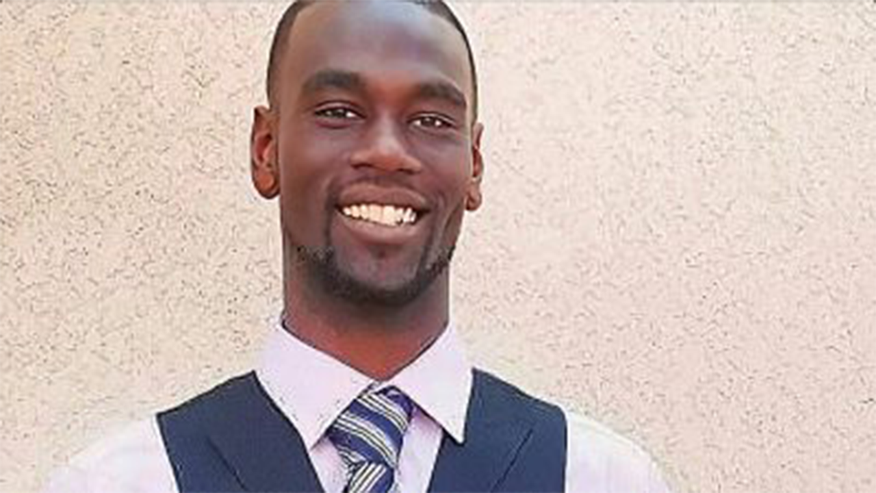 Featured image for Former officers charged in Tyre Nichols' death barred from police work.