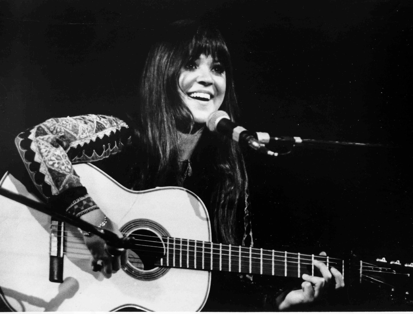 Featured image for "Woodstock Performer Melanie, Singer of 'Brand New Key,' Passes Away at 76"