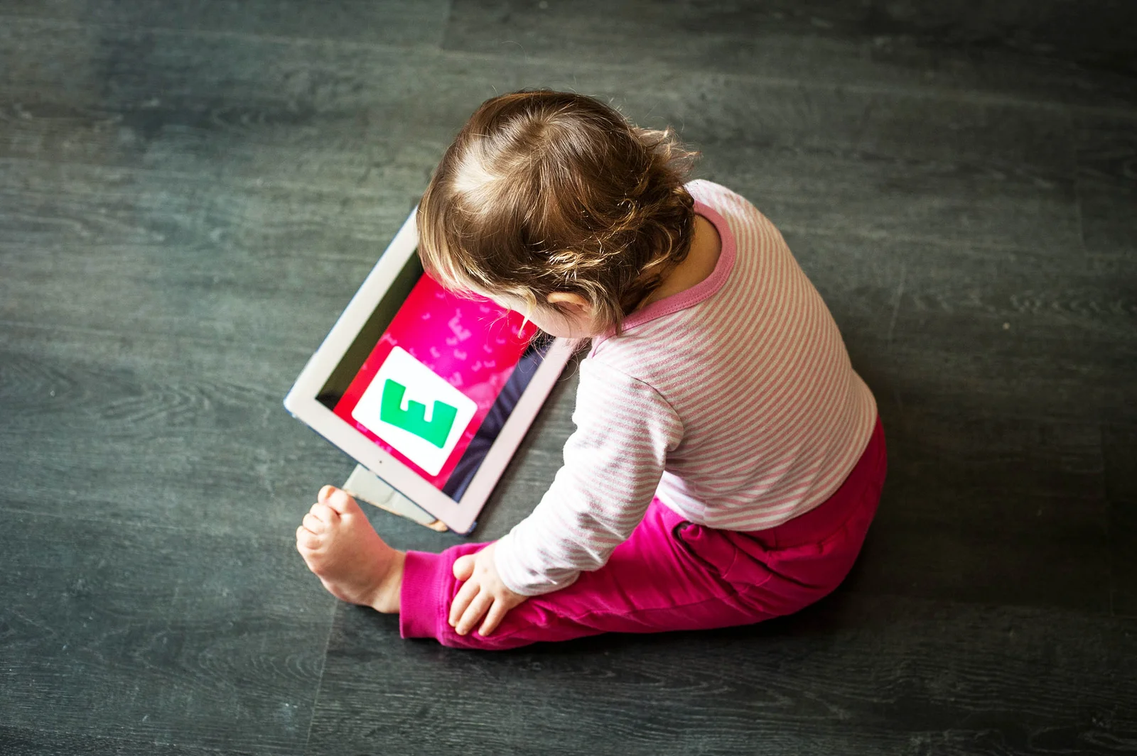 Early screen time tied to ADHD and autism traits in toddlers