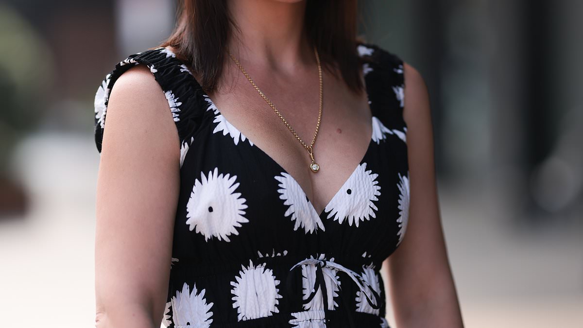 Featured image for "Christina Ricci shines in black and white at Kate Spade's New York Spring presentation"