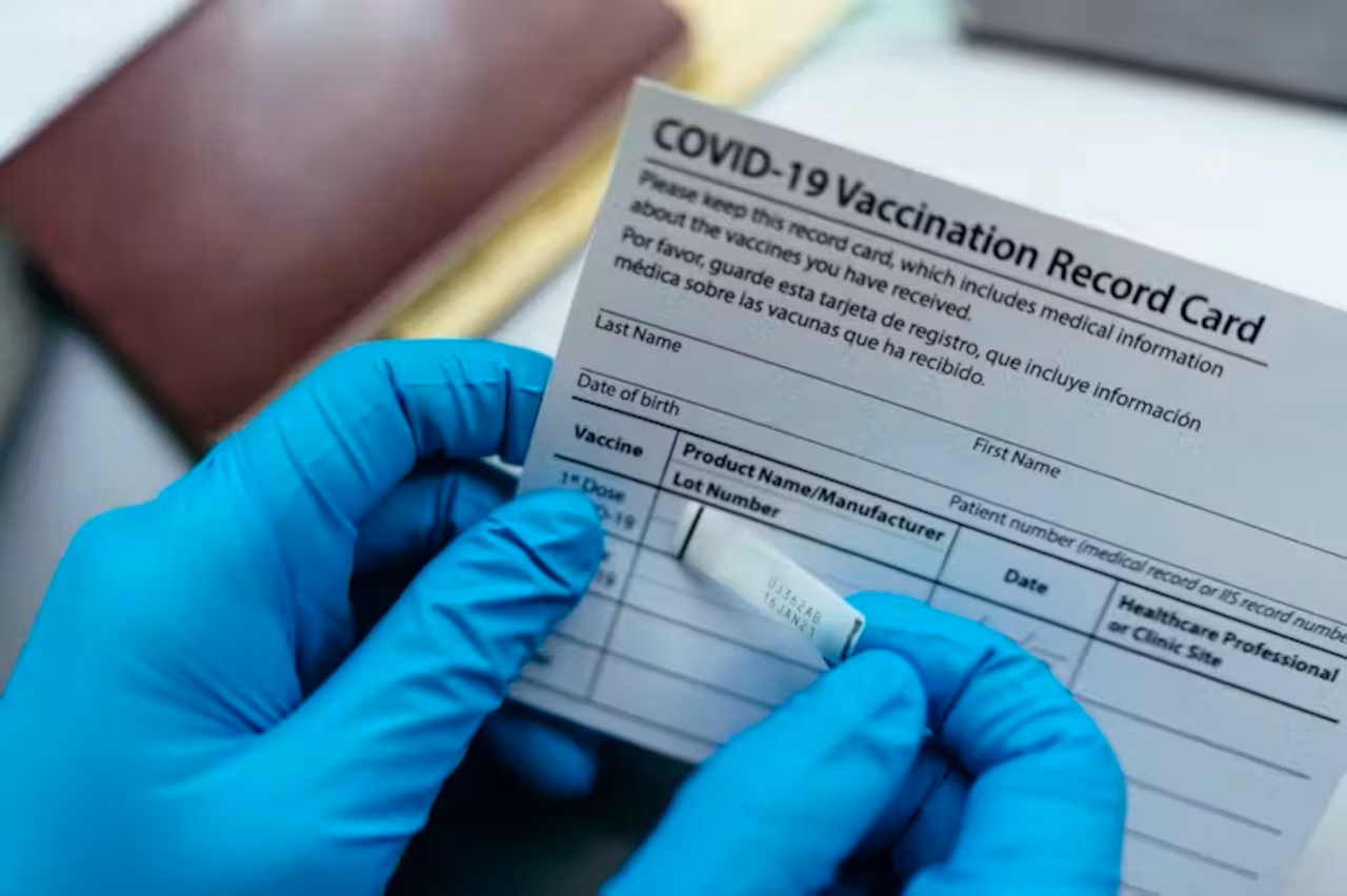 Featured image for Ohio's COVID-19 Vaccine Eligibility and Access Challenges