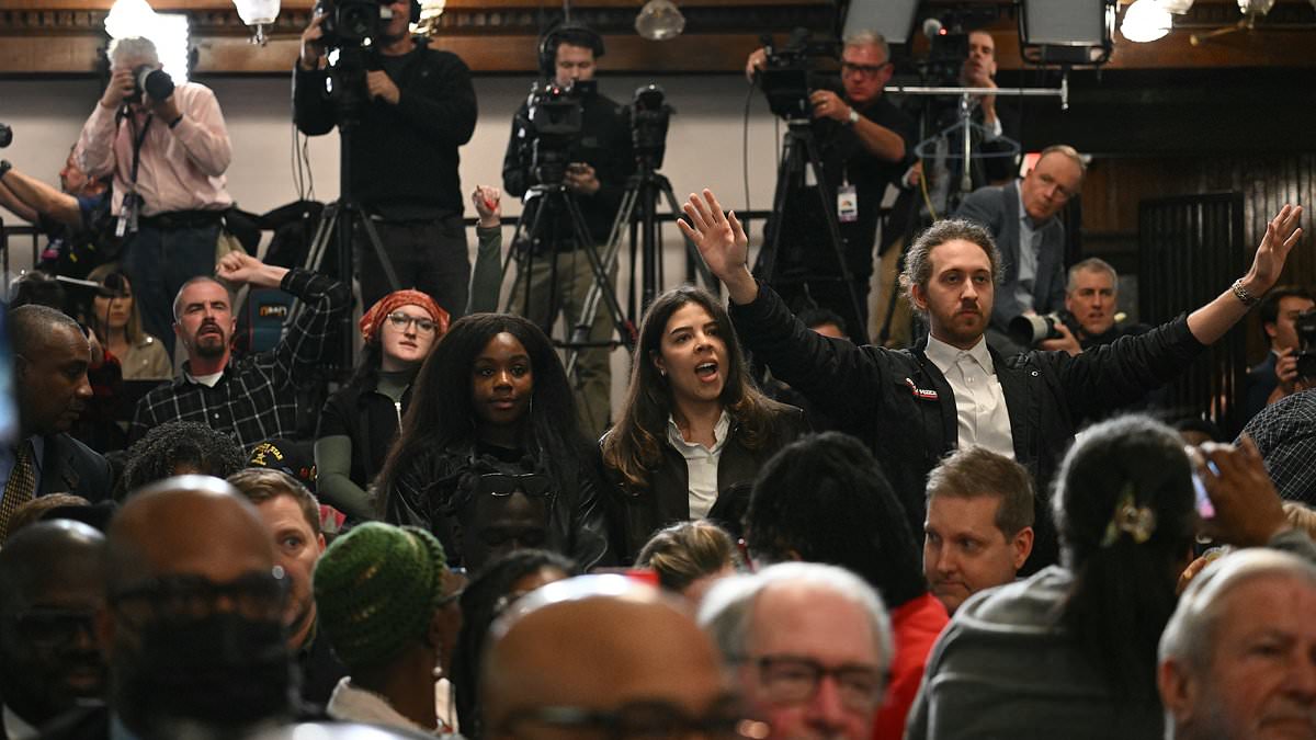 Pro-Palestinian Protesters Disrupt Biden's Speech, Demand Ceasefire