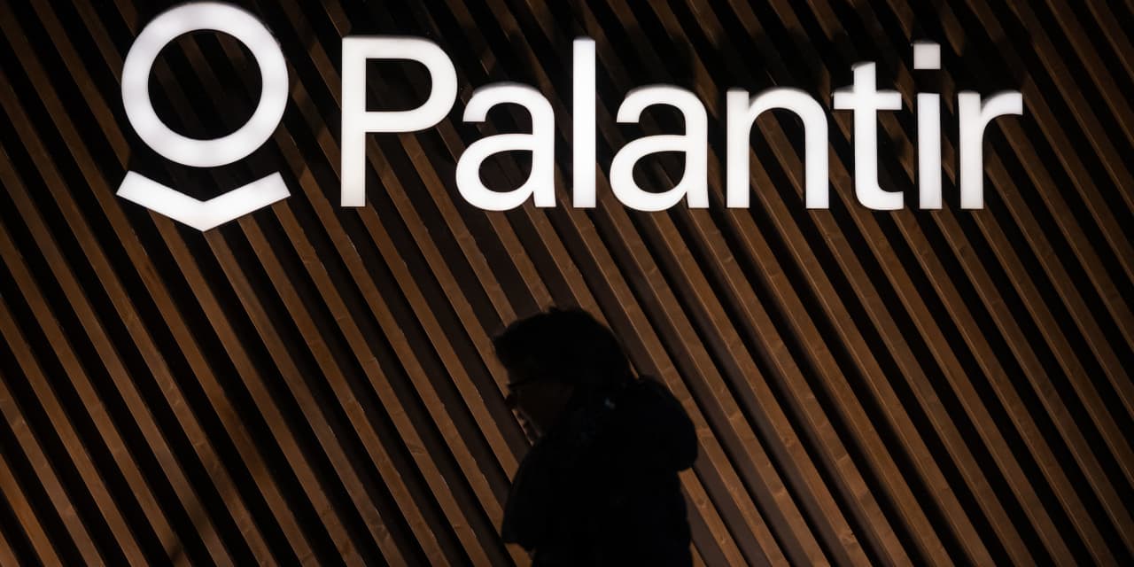 Featured image for Palantir's Army Contract Win Boosts Stock and Investor Confidence