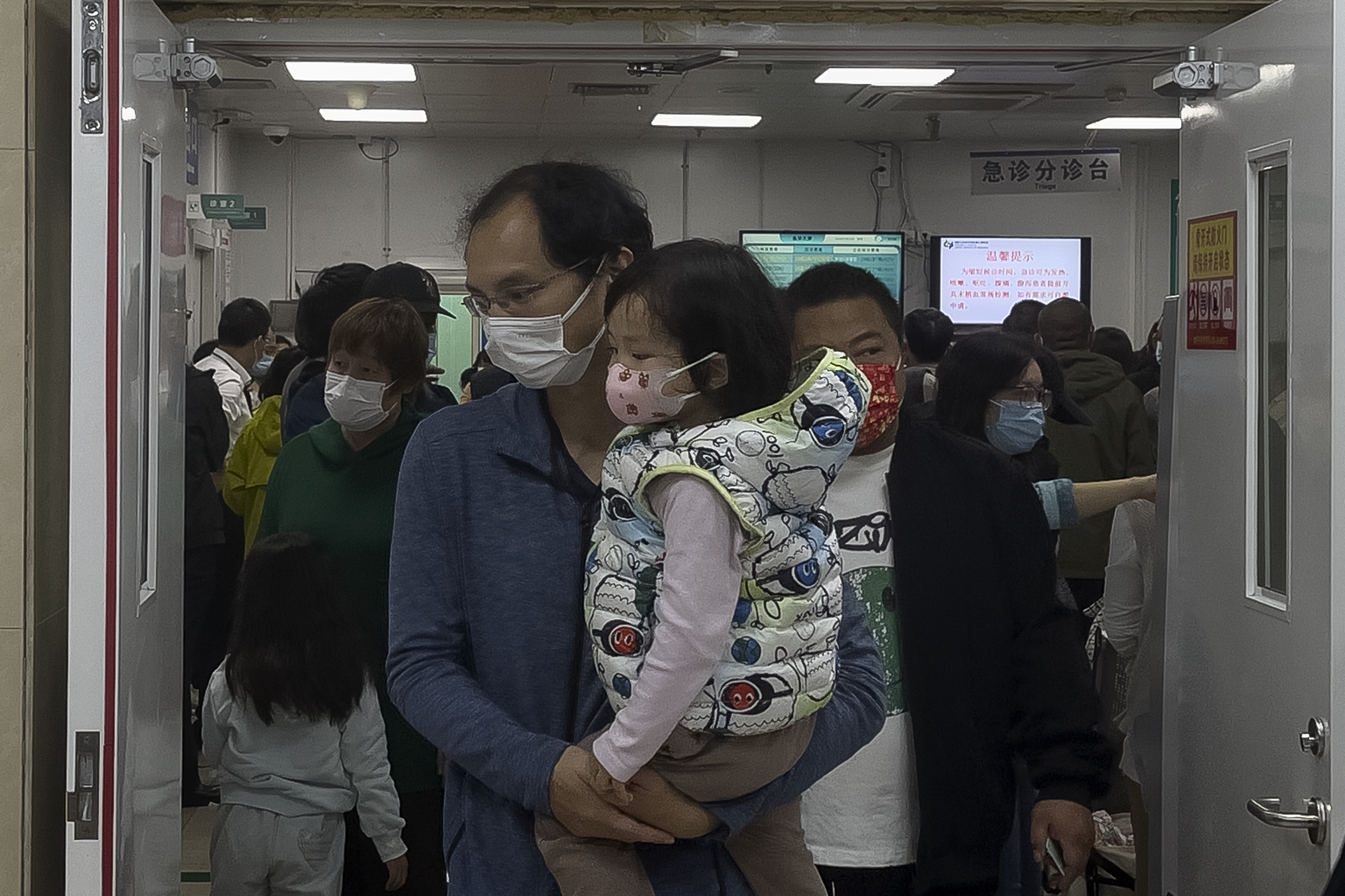 China's Respiratory Illness Surge: Unveiling the Pathogens