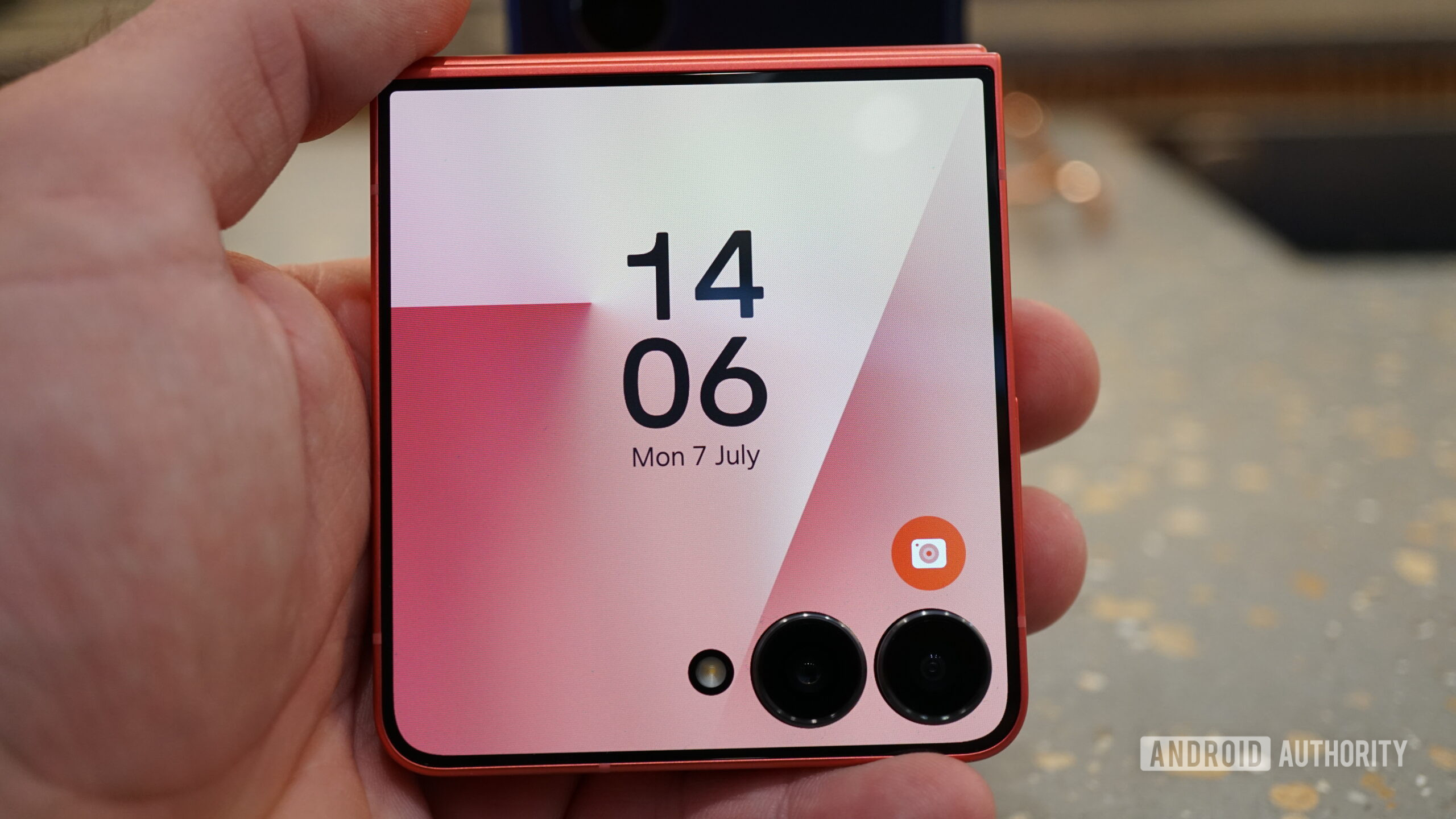 Featured image for Top Alternatives and Deals for Samsung's Latest Foldable Phones