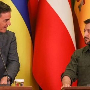 "Spain's EU Presidency: Pedro Sanchez's Visit to Ukraine and Latin American Leaders' Rejection of Zelenski"