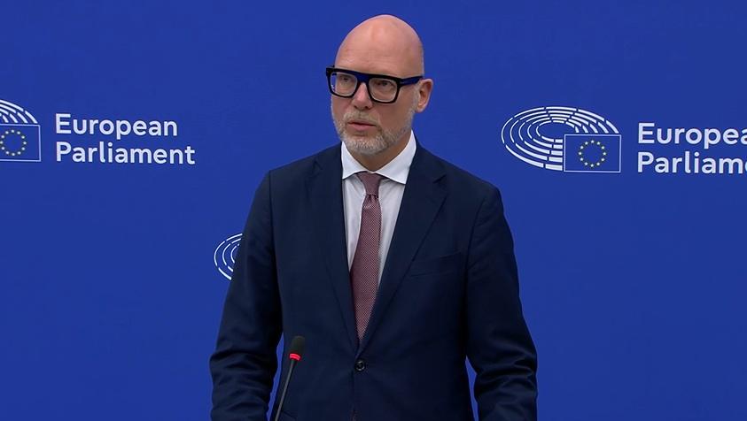 Featured image for EU Approves Omnibus Law Reducing Corporate Sustainability Oversight