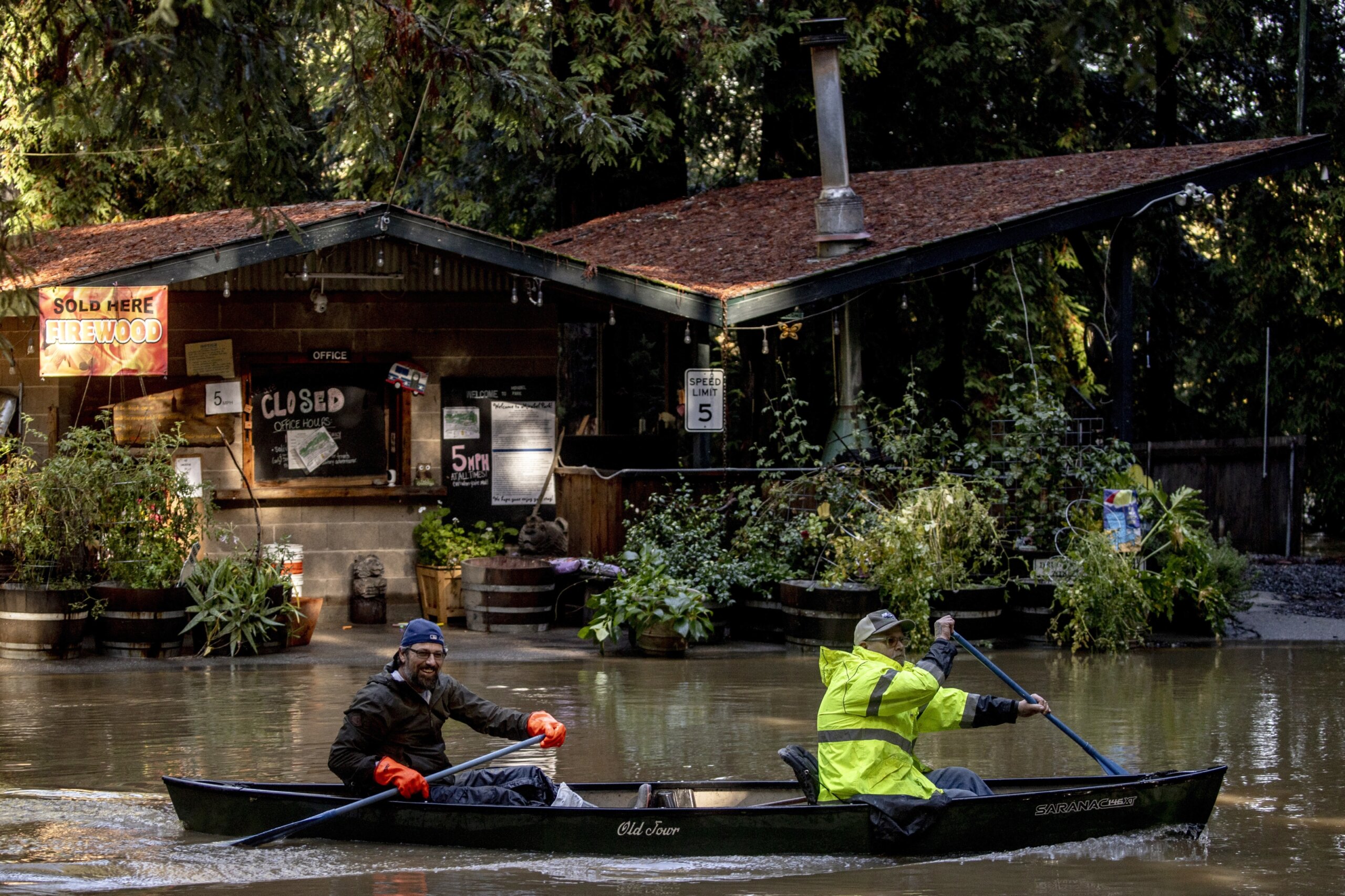 Thanksgiving Week May Bring Winter Storms Across US