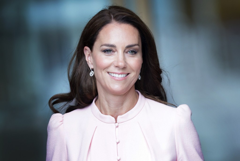 Featured image for Kate Middleton's Role in Including "Recollections May Vary" in Palace Statement on Harry and Meghan's Oprah Interview